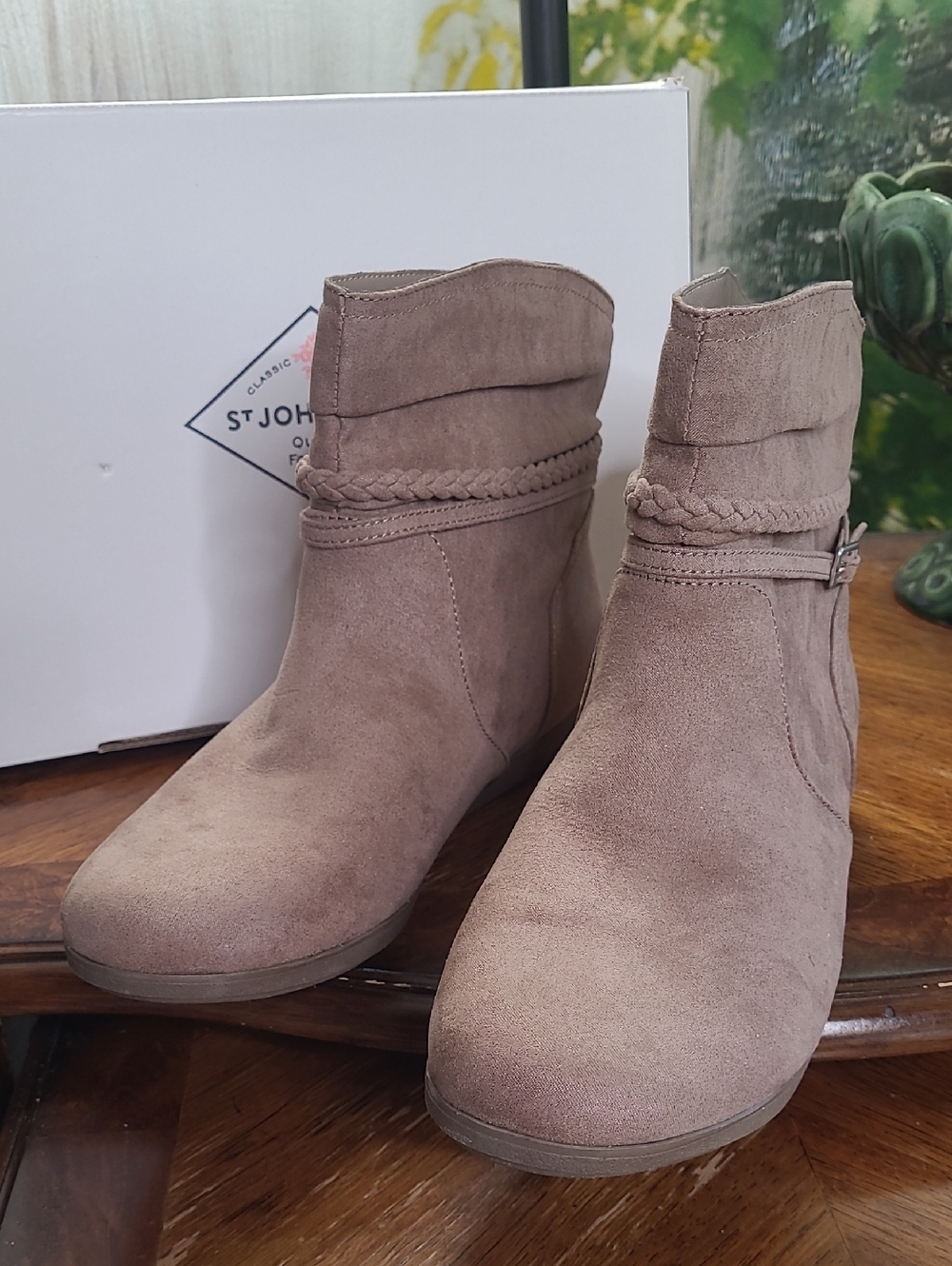 New in box! St Johns Bay Kenzie Womens 9 Taupe Suede Braided Ankle Booties - Picture 3 of 7